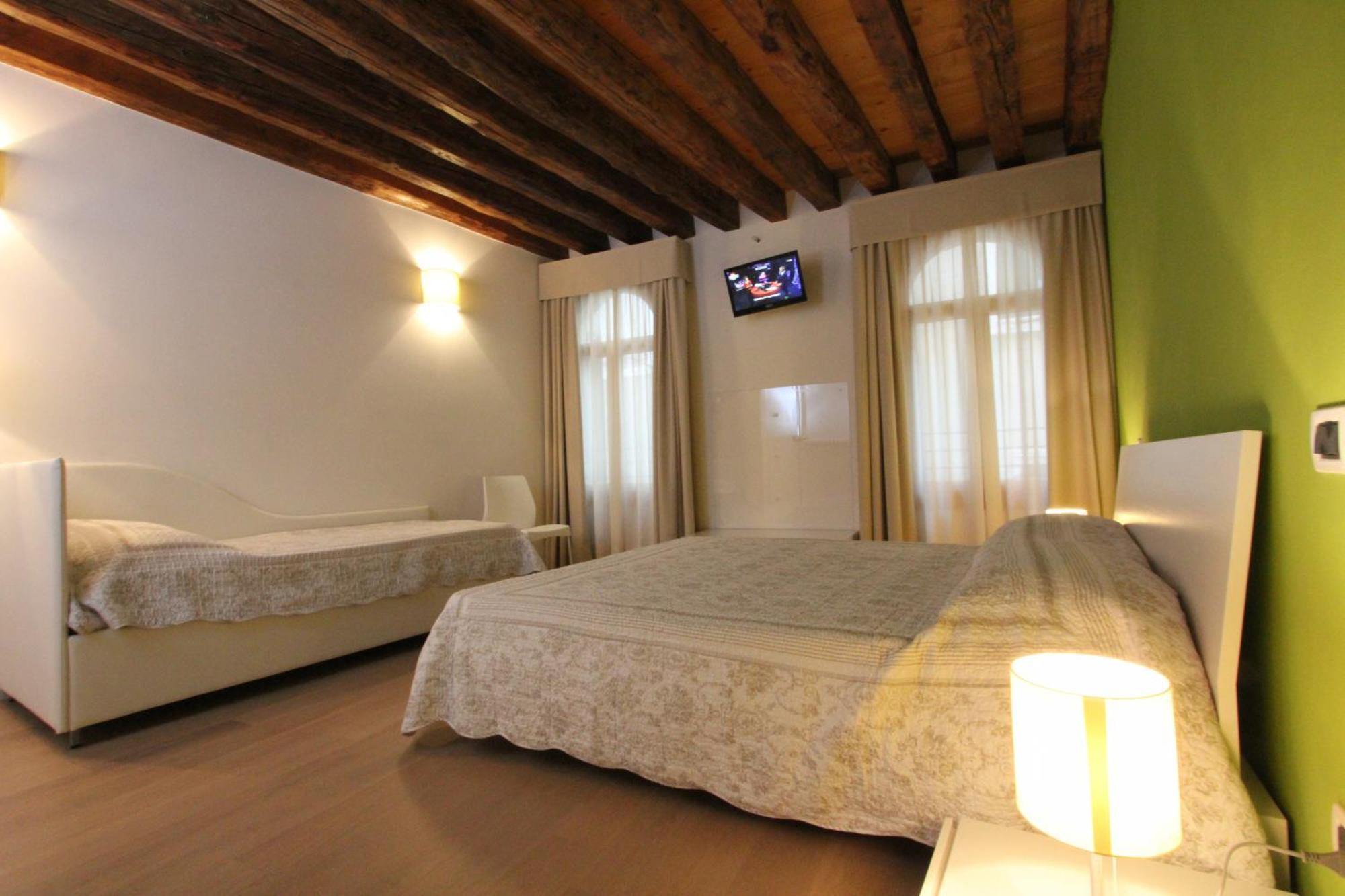 City Apartments Rialto Market Венеция Екстериор снимка